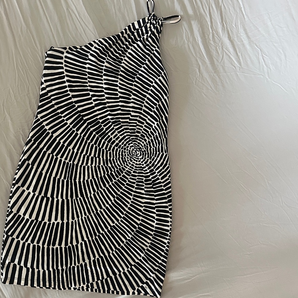 Trina Turk Black and White One Shoulder Dress